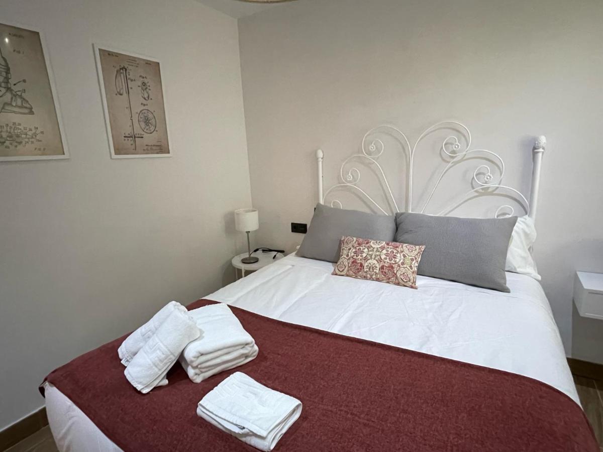 Vivienda Turistica Paseo Del Salon Apartment Granada Exterior photo